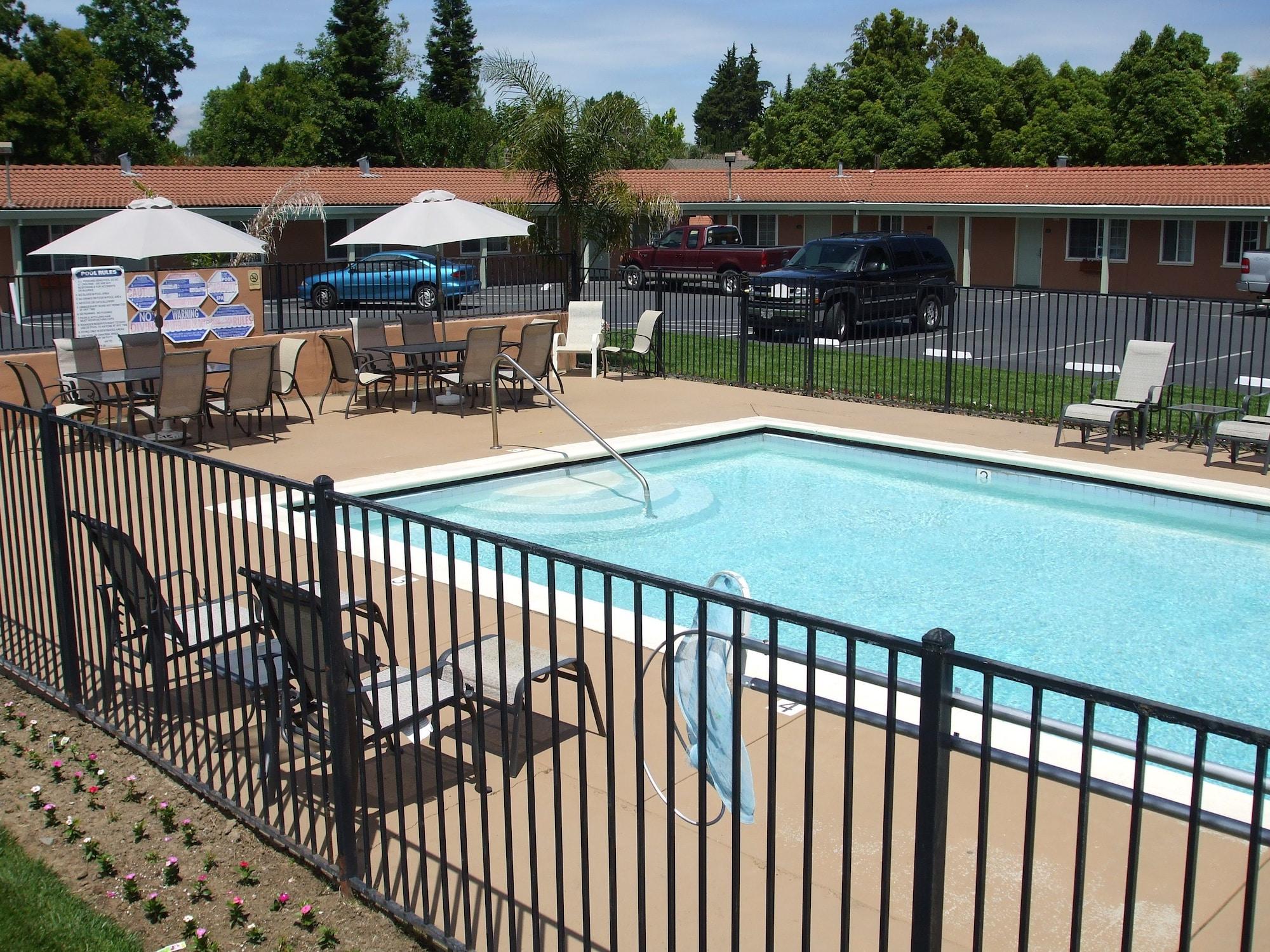 Tri-Valley Inn & Suites Pleasanton Zewnętrze zdjęcie