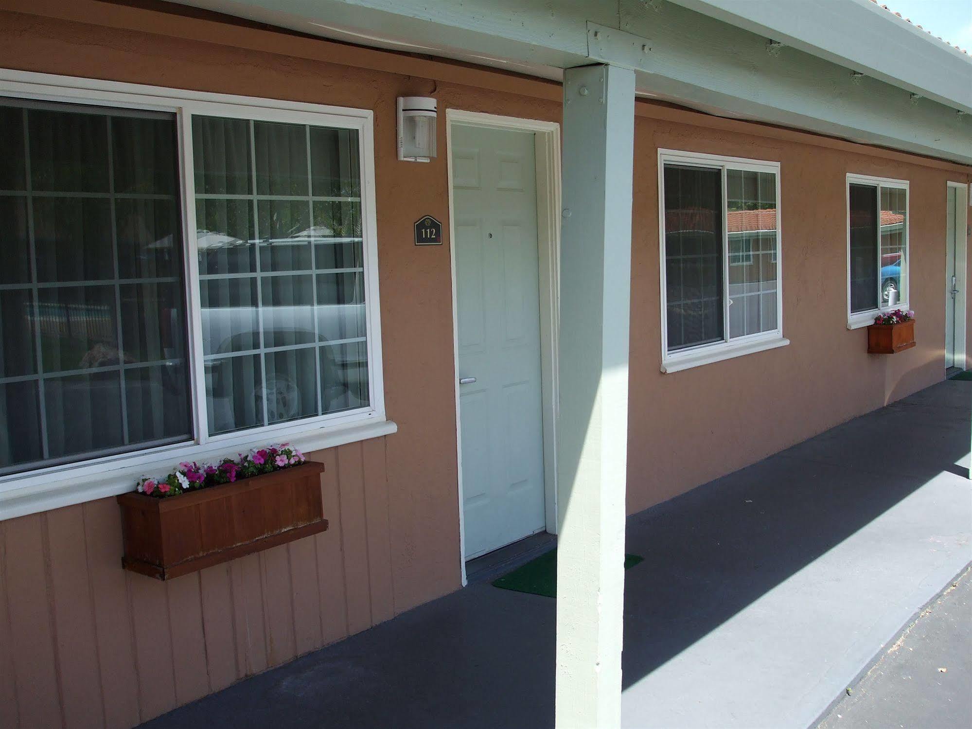 Tri-Valley Inn & Suites Pleasanton Zewnętrze zdjęcie